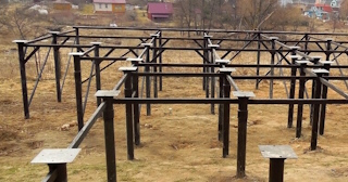 Свайный фундамент под ключ цена с установкой в Усть-Лабинске от 511 рублей/м2| установка свайного фундамента под дом под ключ недорого